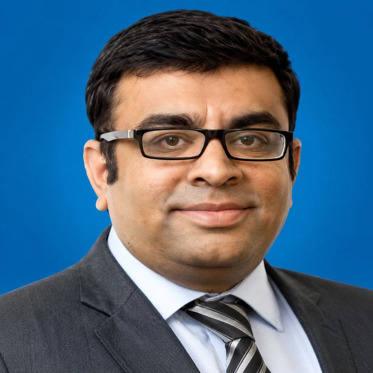Mr. Ashish Daweshar